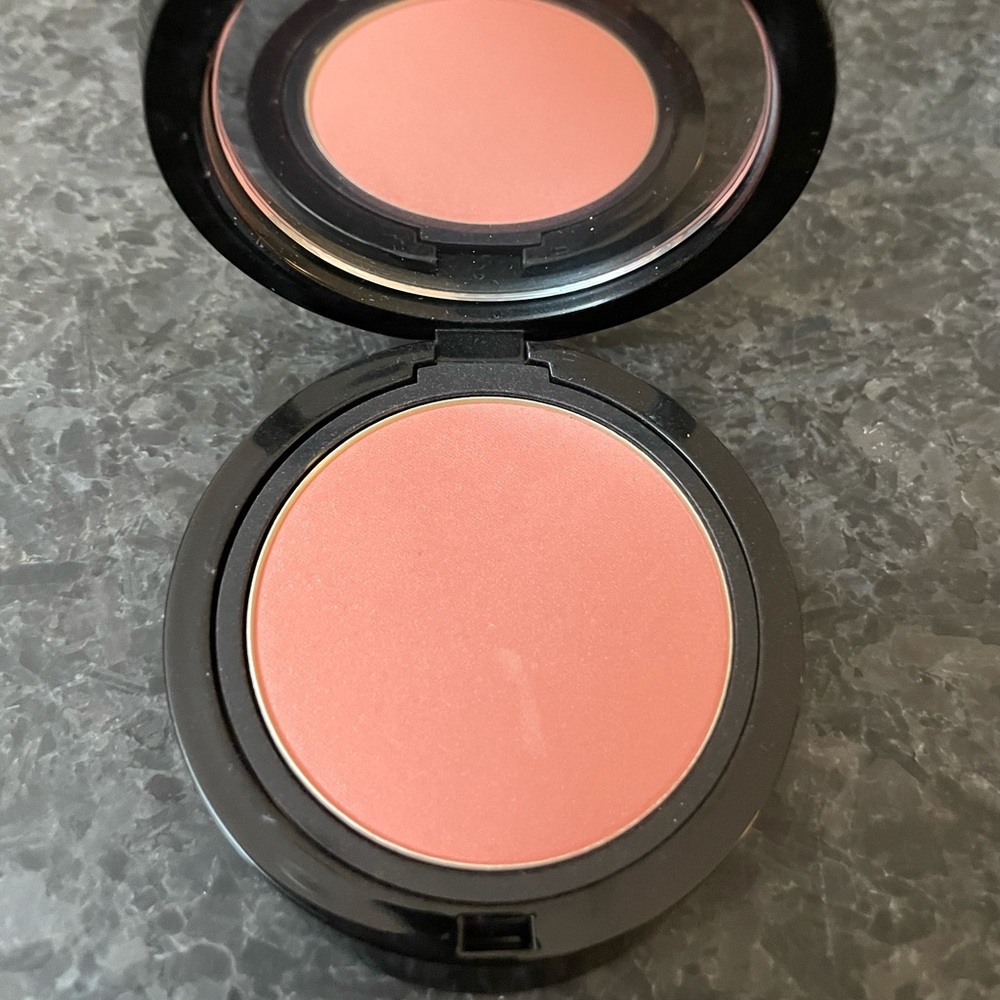 Armani Cheek Fabric Blusher 4g #306 attitude